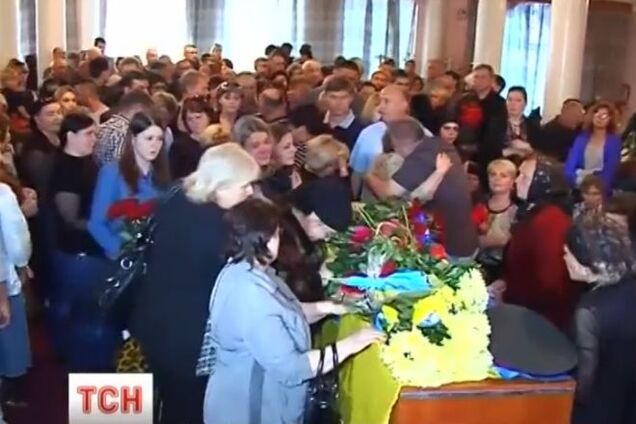 Погибшего в зоне АТО Героя похоронили через 9 месяцев после гибели