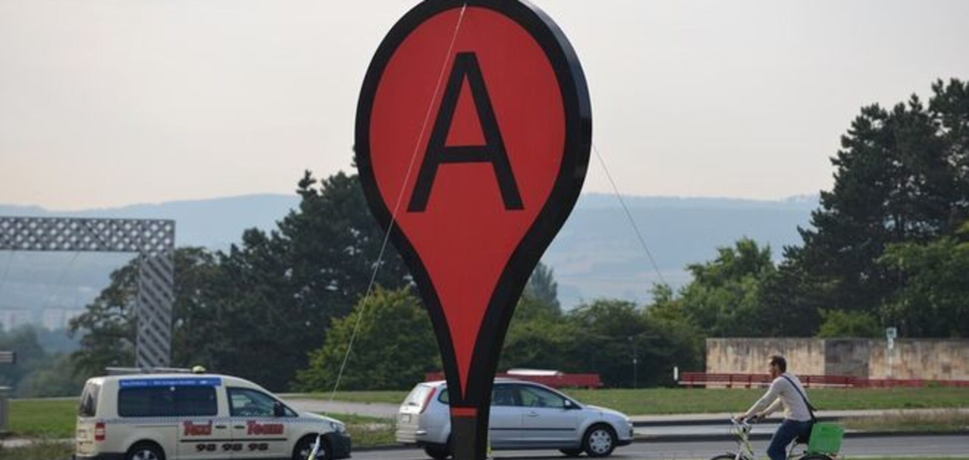 Как хулиганы троллят карты Google