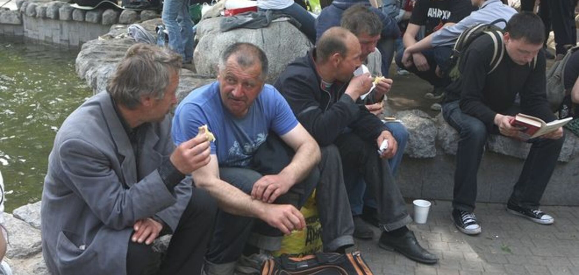 В пустующие квартиры Донецка вселяются бедняки-переселенцы из российских глубинок