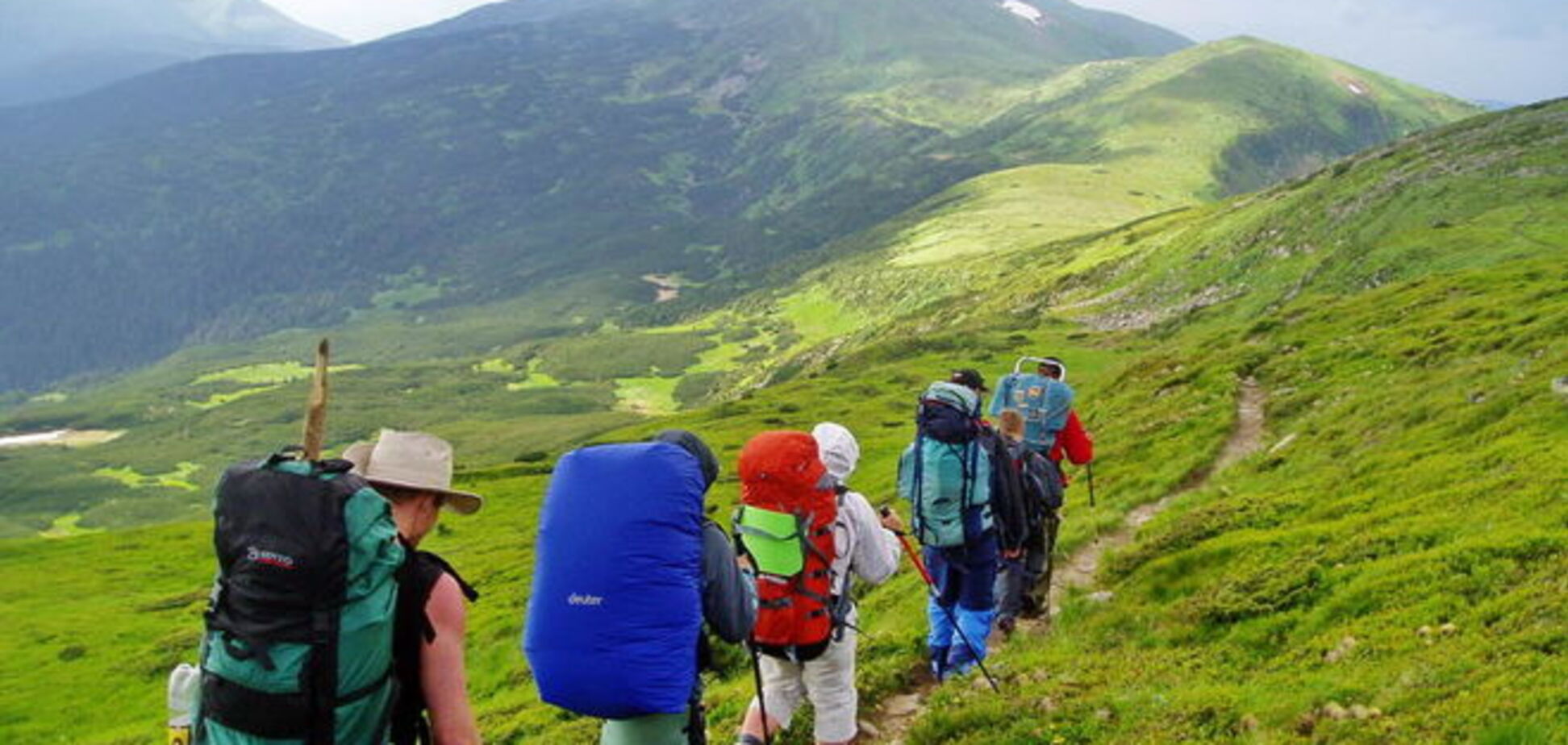 На Говерле молния поразила трех украинских туристов