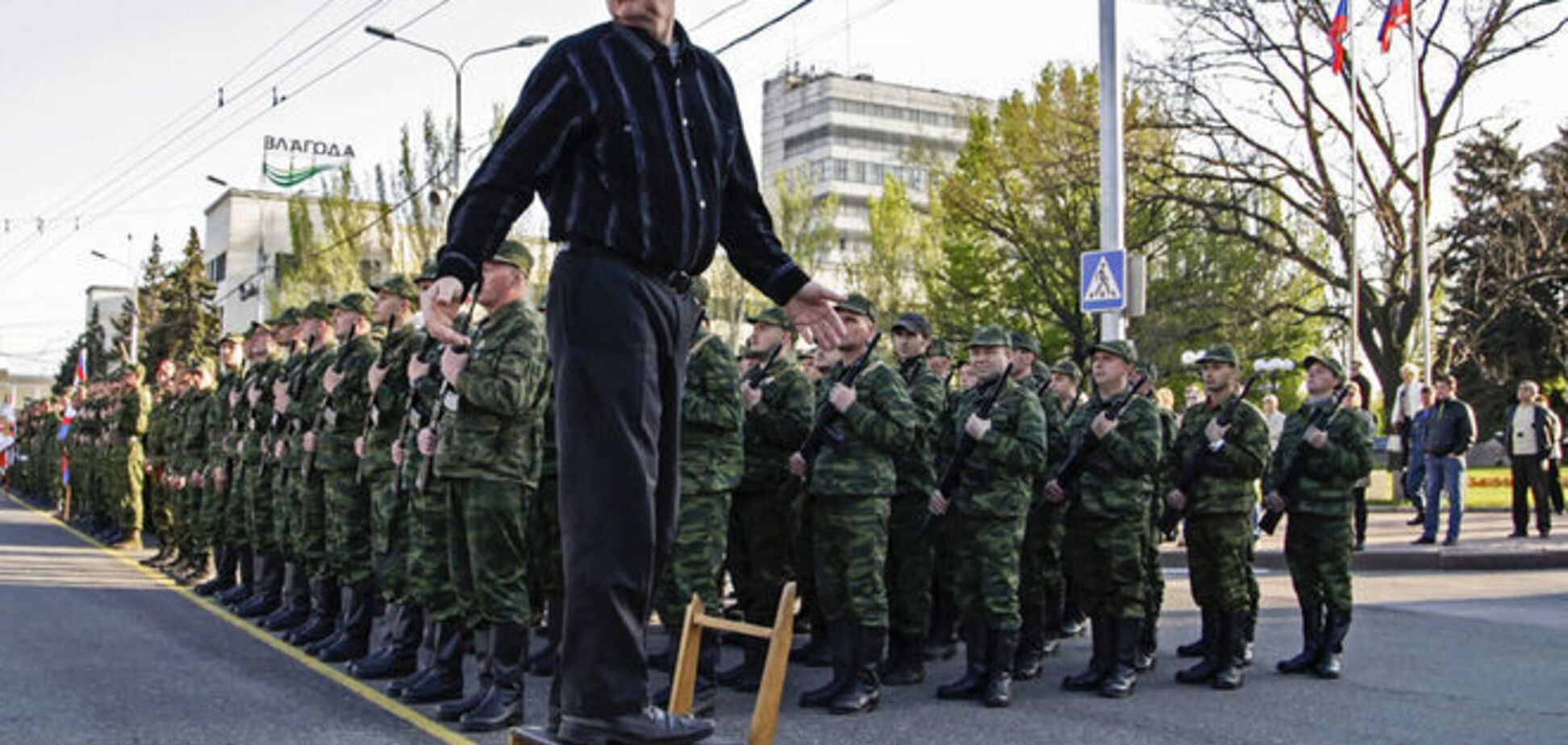 В 'ДНР' пригрозили увеличением 'своей армии' до 20 тысяч человек