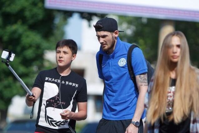 Футболисты 'Днепра' с позитивом улетели на финал Лиги Европы: яркие фото