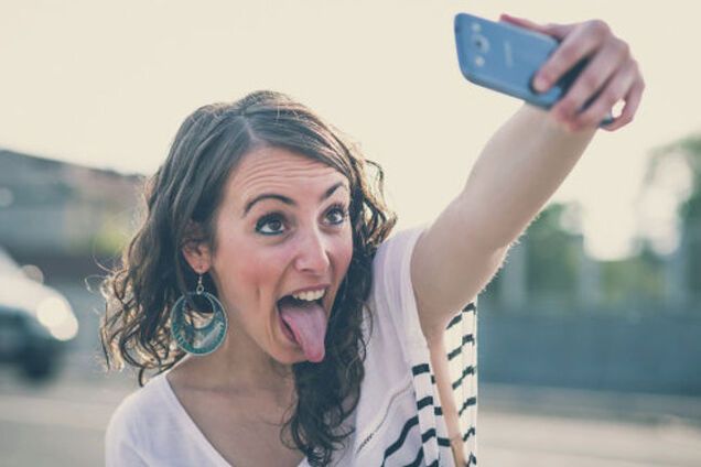 Зависимость от селфи и соцсетей могут признать психическим расстройством