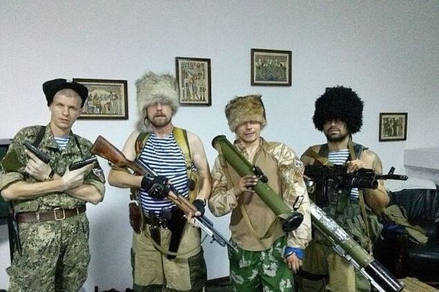 Террористы 'ДНР' разогнали трехтысячную группировку 'донских казаков' - правозащитница