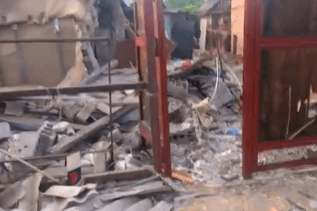 Появилось видео последствий беспощадного обстрела Горловки террористами