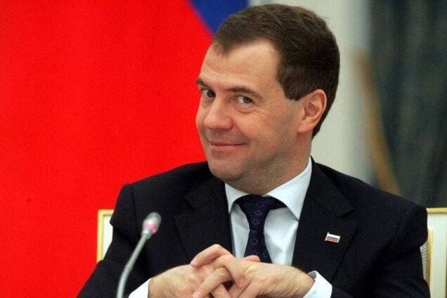 Медведев признал неготовность России ответить на санкции ЕС
