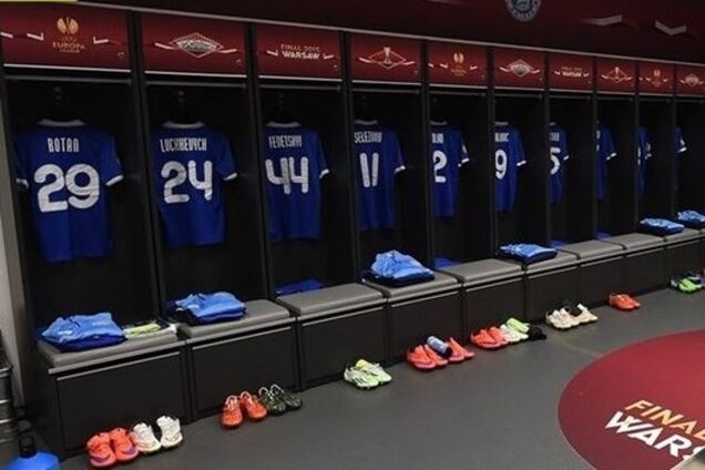 Днепр - Севилья: стали известны стартовые составы