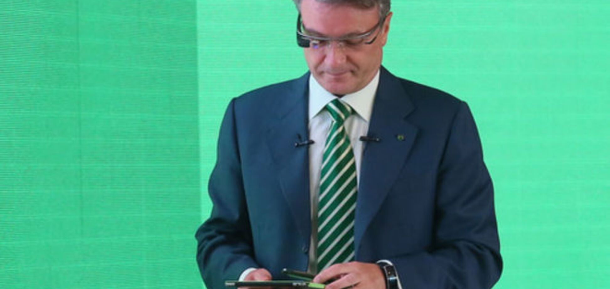 Система в России будет медленно деградировать – президент Сбербанка