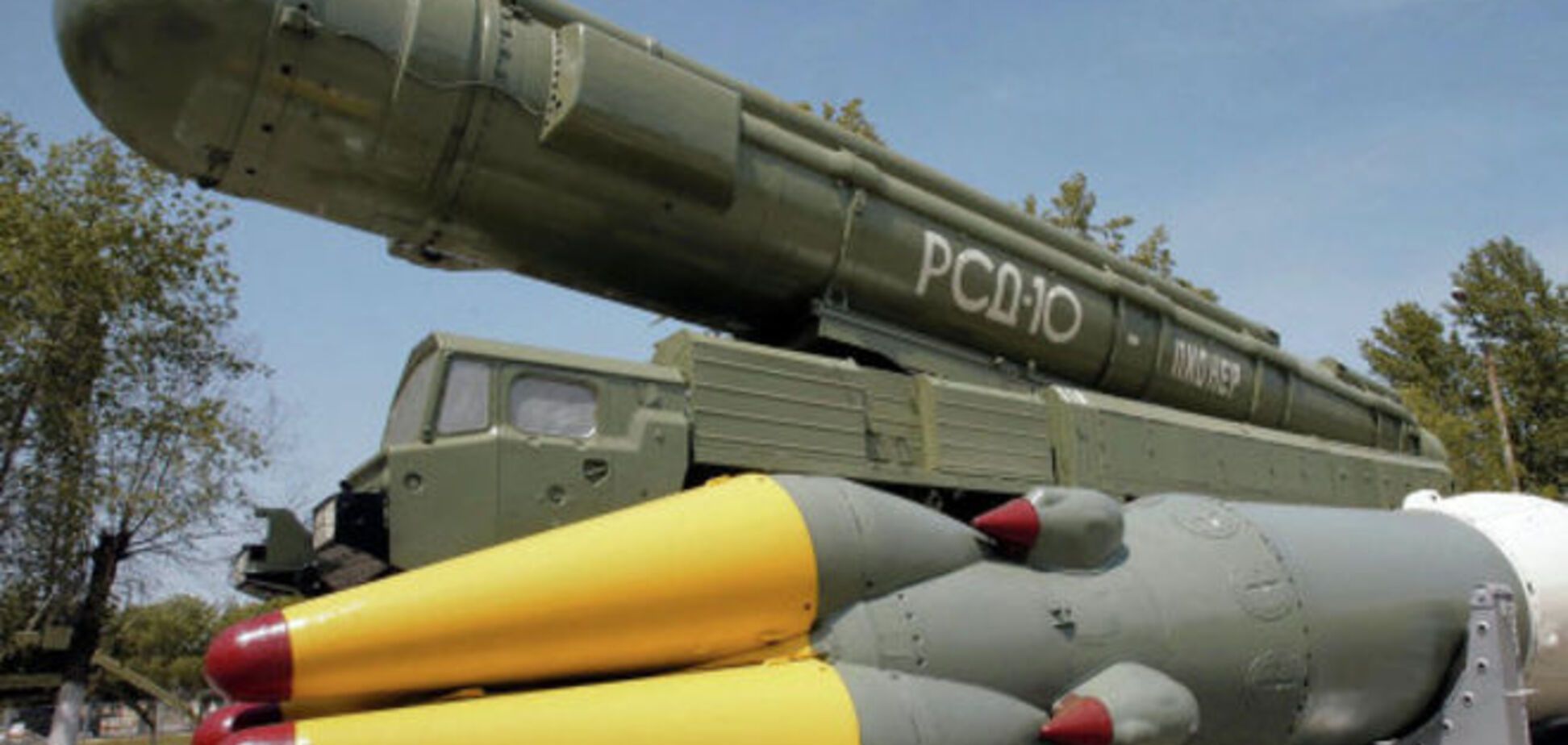 Турчинов: Россия размещает в оккупированном Крыму ядерное оружие