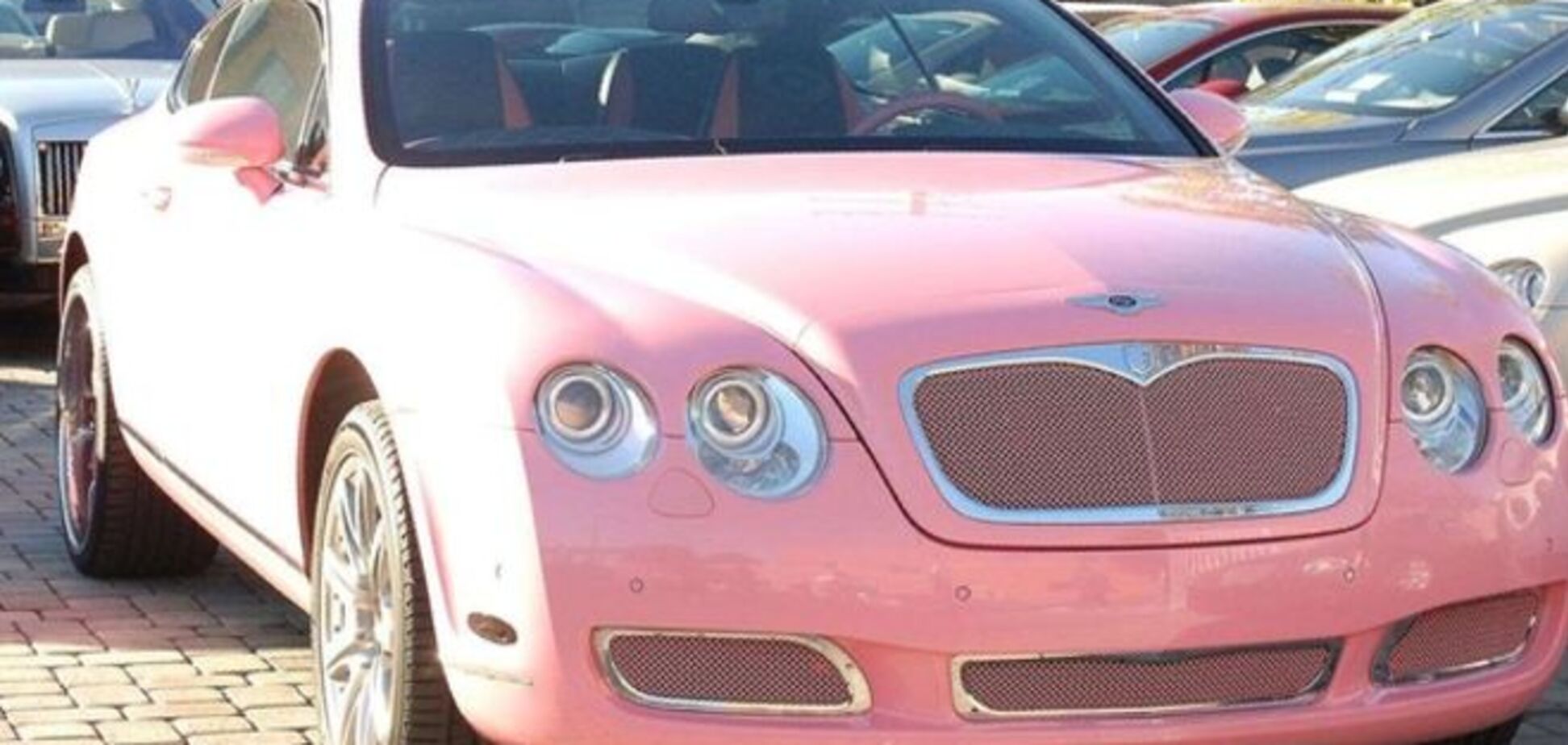 На чем ездят знаменитости: самые оригинальные авто