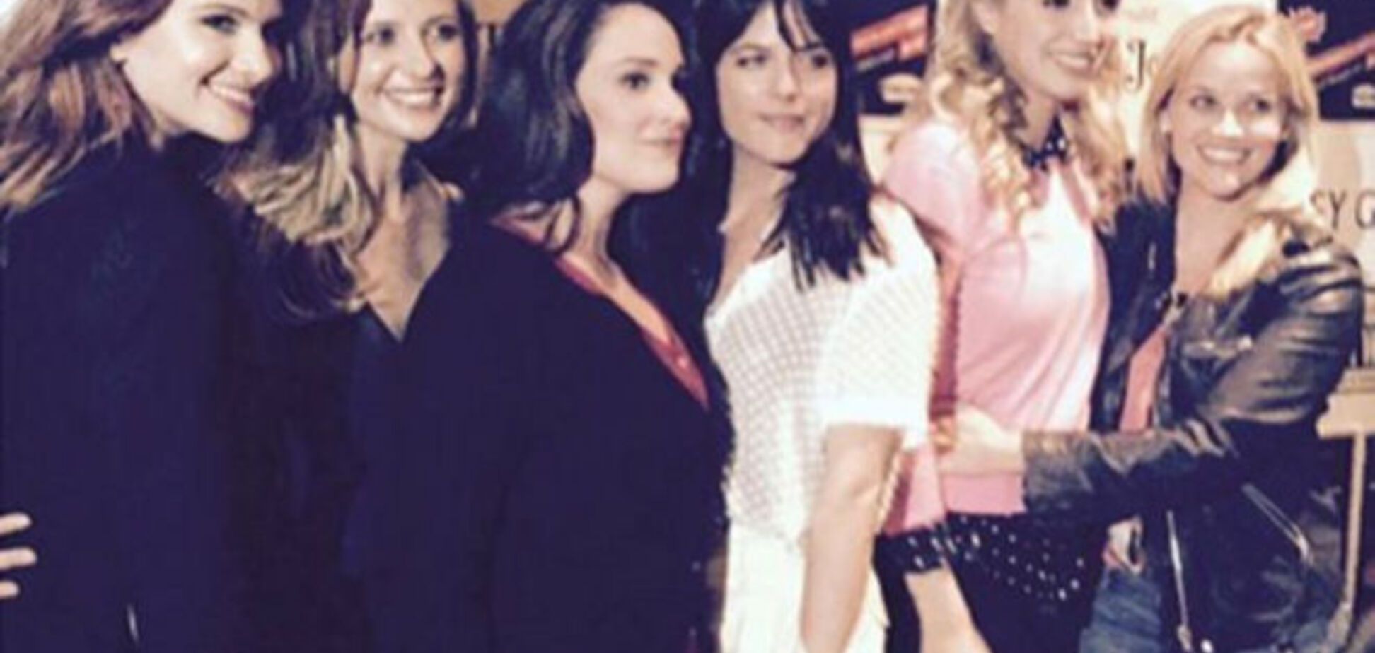 Актрисы из 'Жестоких игр' встретились спустя 16 лет