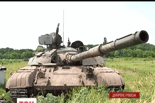 Украинские танкисты получили новый современный тип вооружения: видеофакт