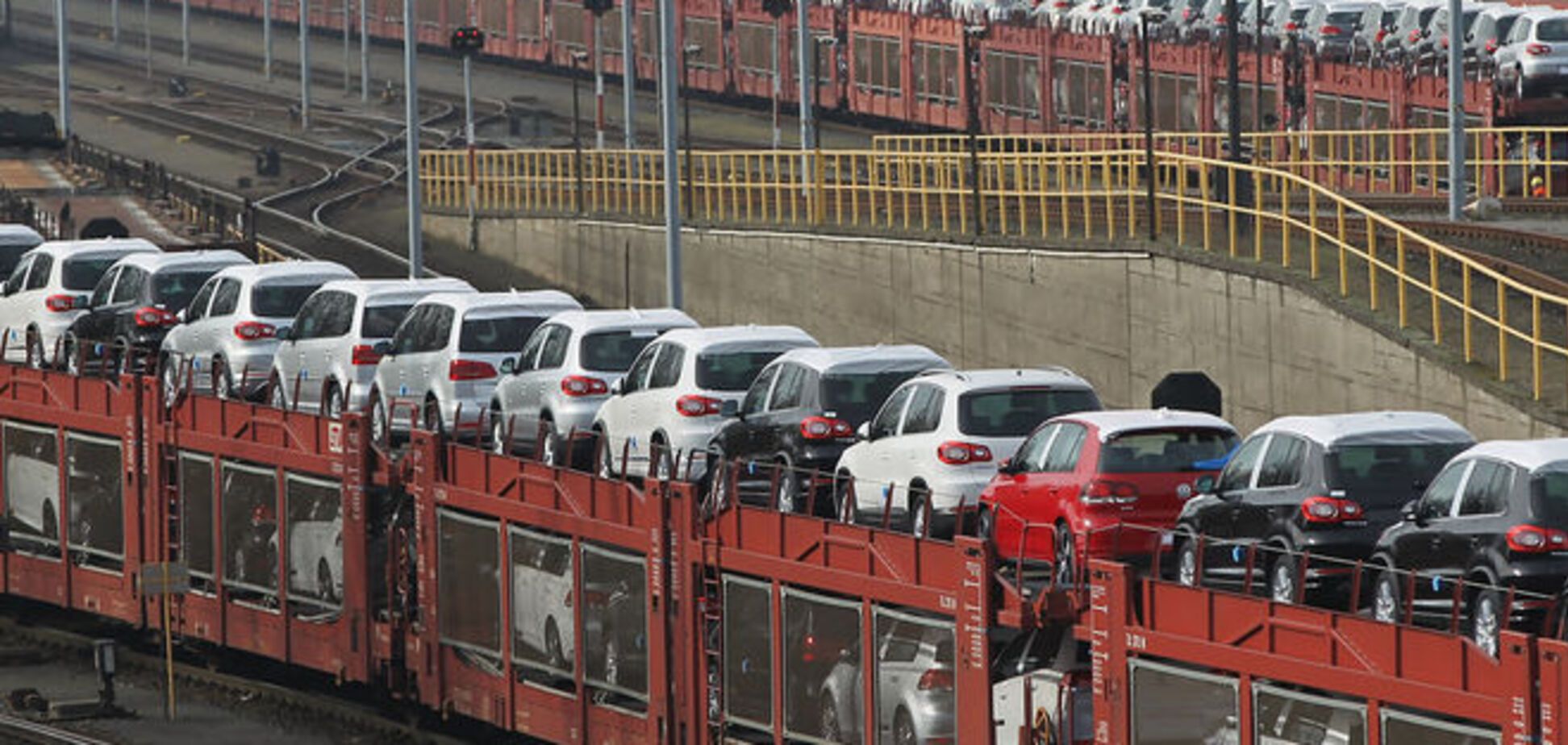 В Украине хотят снизить стоимость импорта транспортных средств