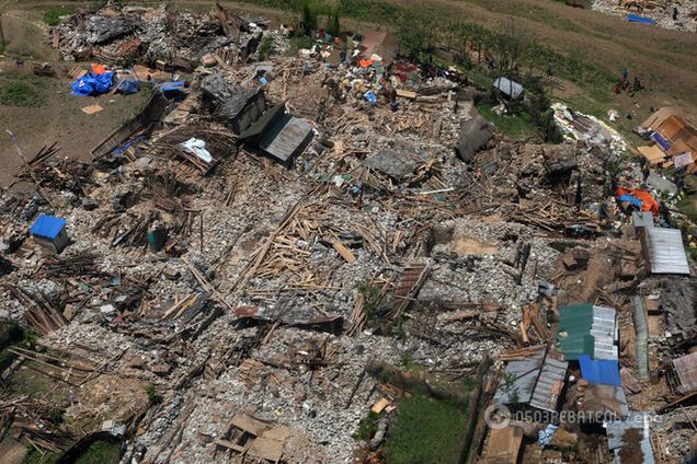 Землетрясение в Непале: жертв уже более 7200 человек