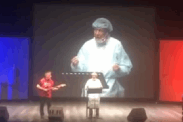 'И мозг сам себе удалил': Ефремов спел песню о путинском Хирурге Залдостанове: видео