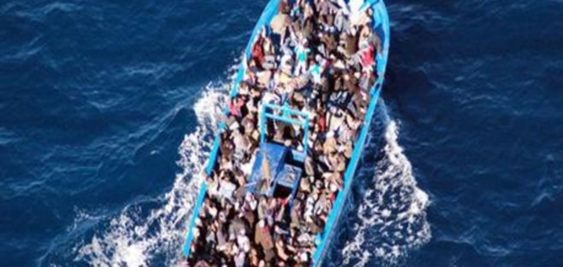 В Средиземном море за сутки спасены почти 3500 беженцев