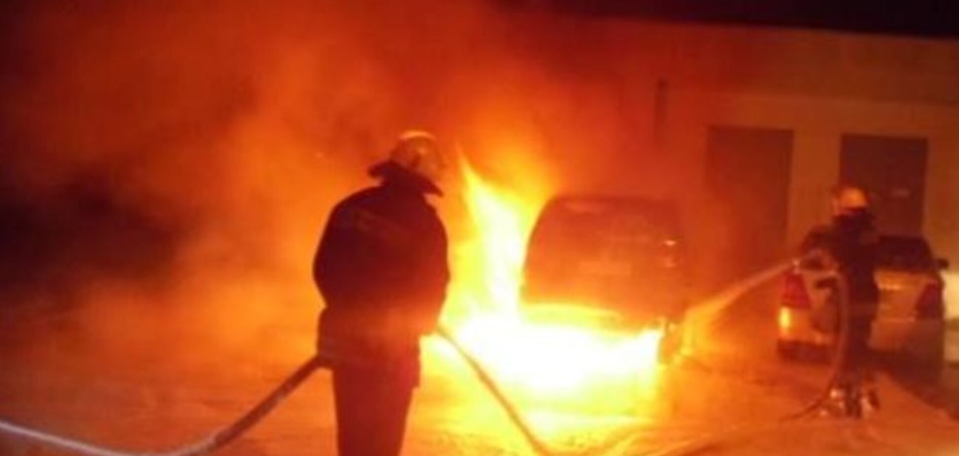 В Киеве горели автомобили