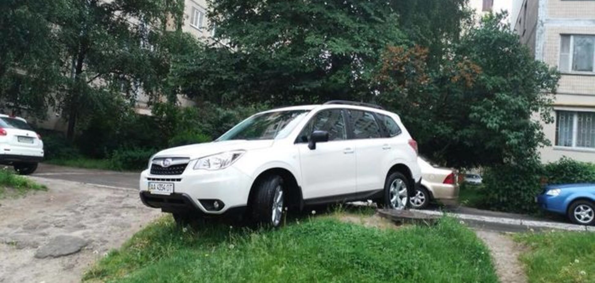 В Киеве нашелся 'царский герой парковки'