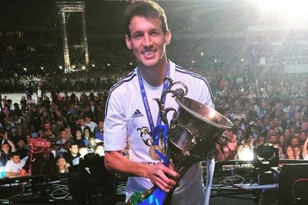 Появились яркие фото и видео эффектного празднования 'Динамо'