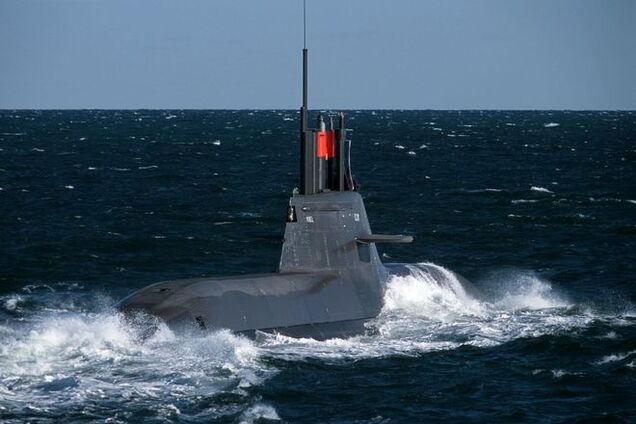 В Естонію прибув підводний човен з командувачем підводним флотом НАТО