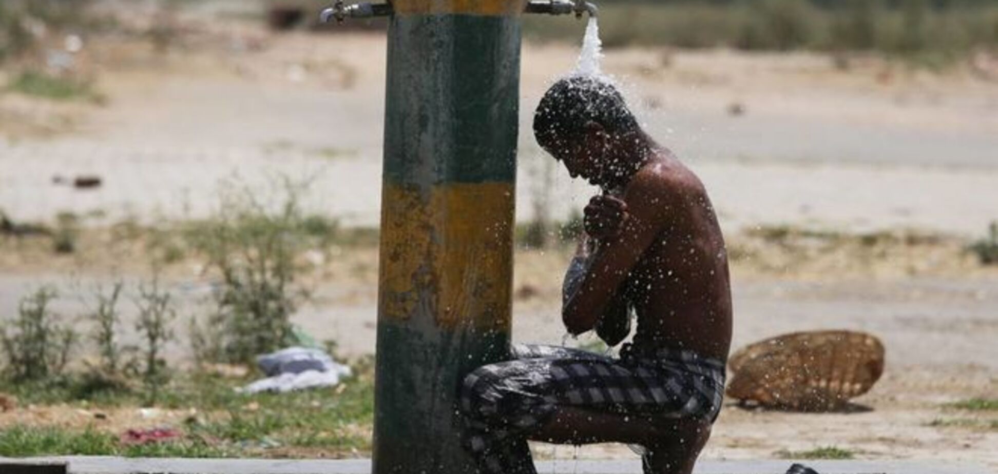 В Индии от жуткой жары погибли более 2 тыс. человек