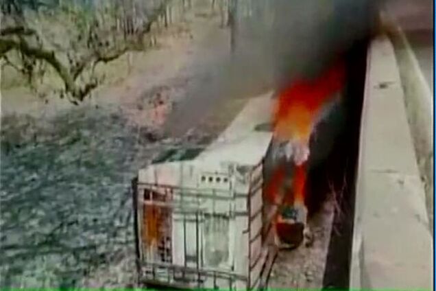 В Индии автобус загорелся в результате ДТП: 35 жертв