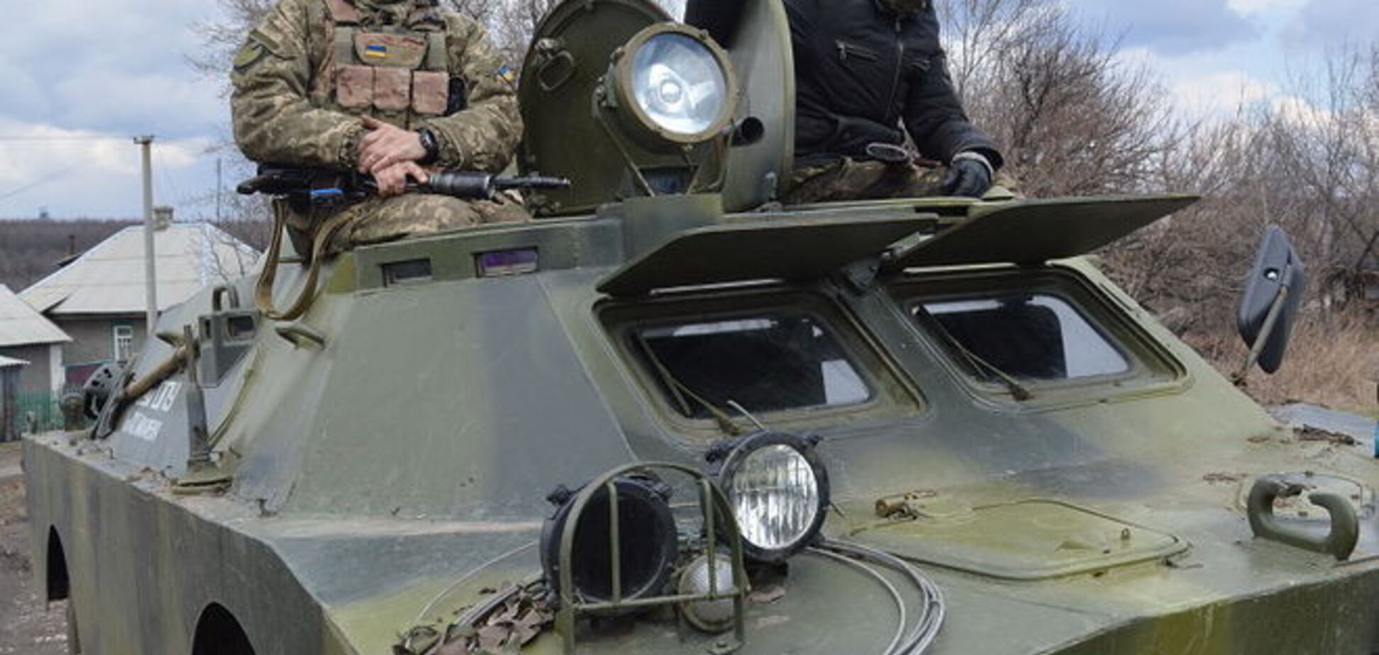 На Луганщине украинская БРДМ подорвалась на фугасе: двое погибли