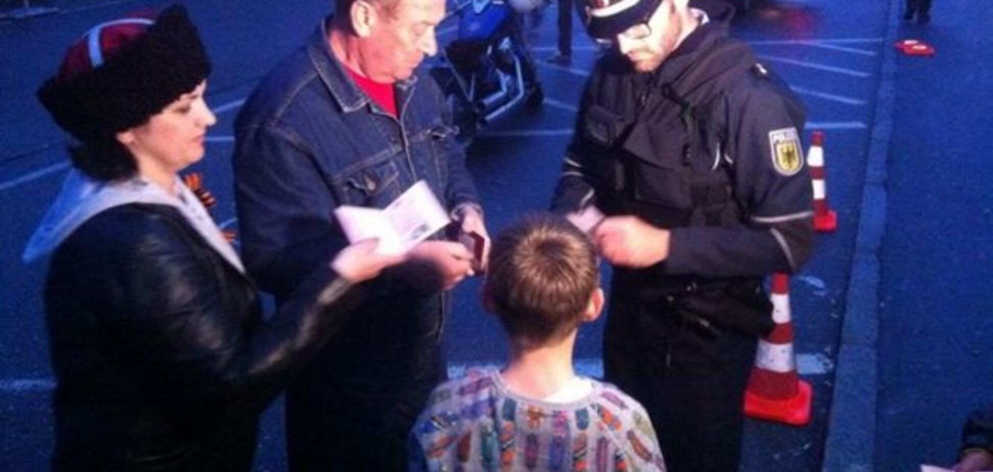 'Мания преследования': в Германии 'Ночных волков' 'пасет' полиция