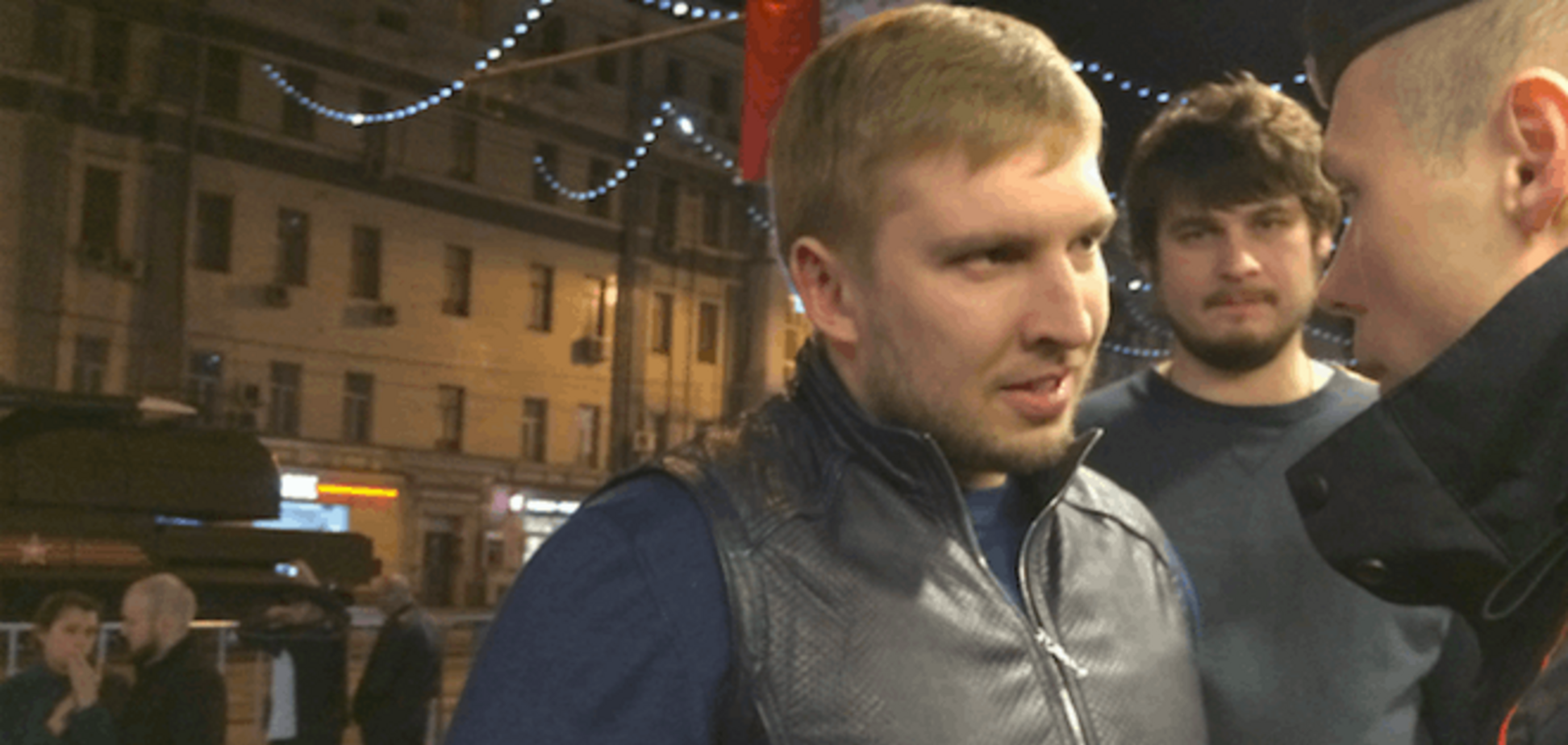 В Москве зрители репетиции военного парада избили известного продюссера