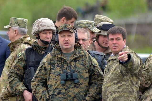 Турчинов после испытания бастионов назвал их главный недостаток: опубликованы фото