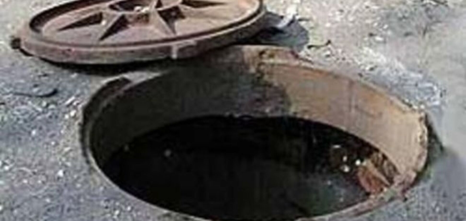 В Киеве в люке теплового коллектора обнаружили труп