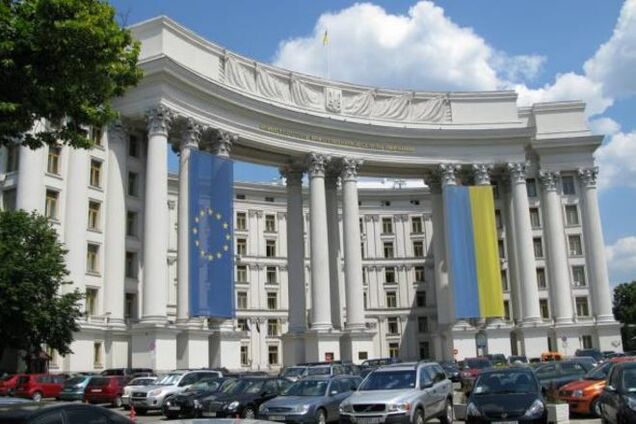 Літак, що евакуює українців з Непалу, вилетів з Делі