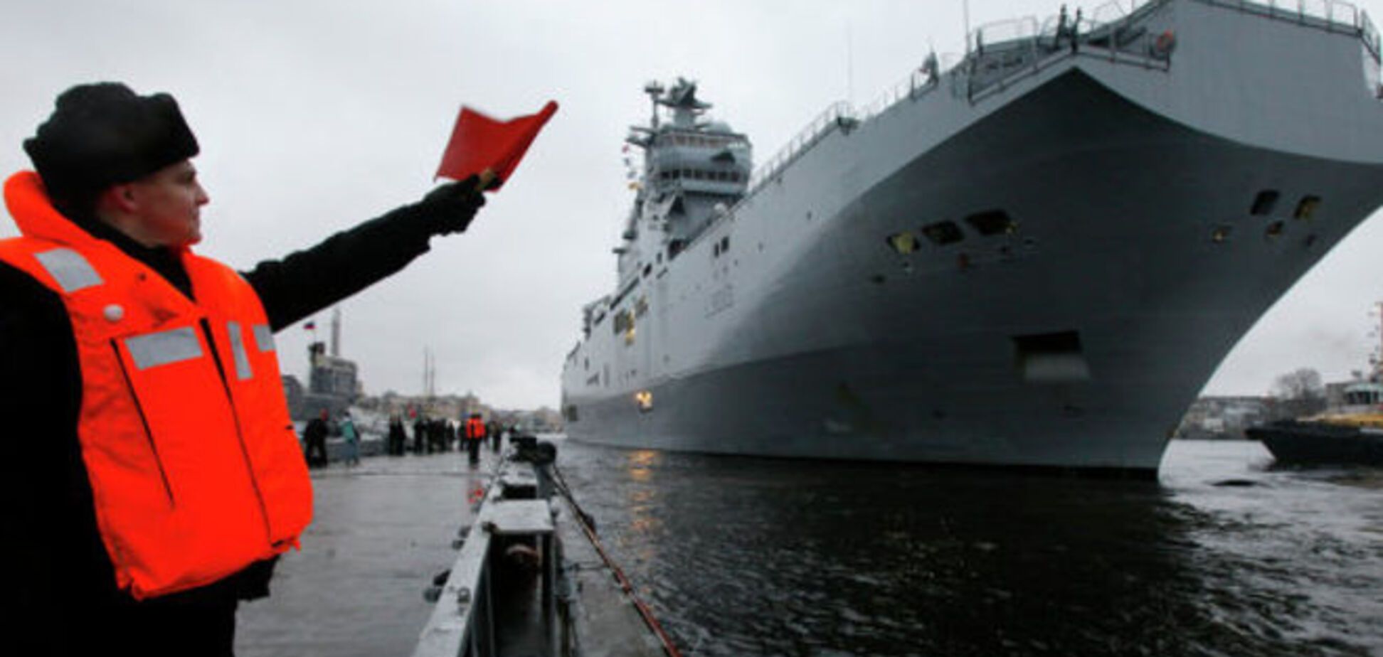 Власти Франции скорее потопят 'Мистрали', чем отдадут их России – СМИ