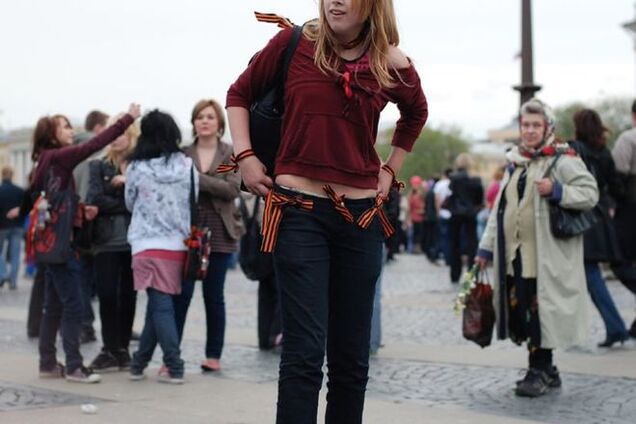 Макаревич считает истерию с 'георгиевскими лентами' надругательством над ветеранами