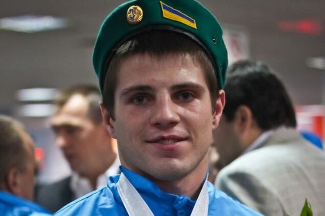 Боксер Хитров: больно, когда хоронят украинских солдат