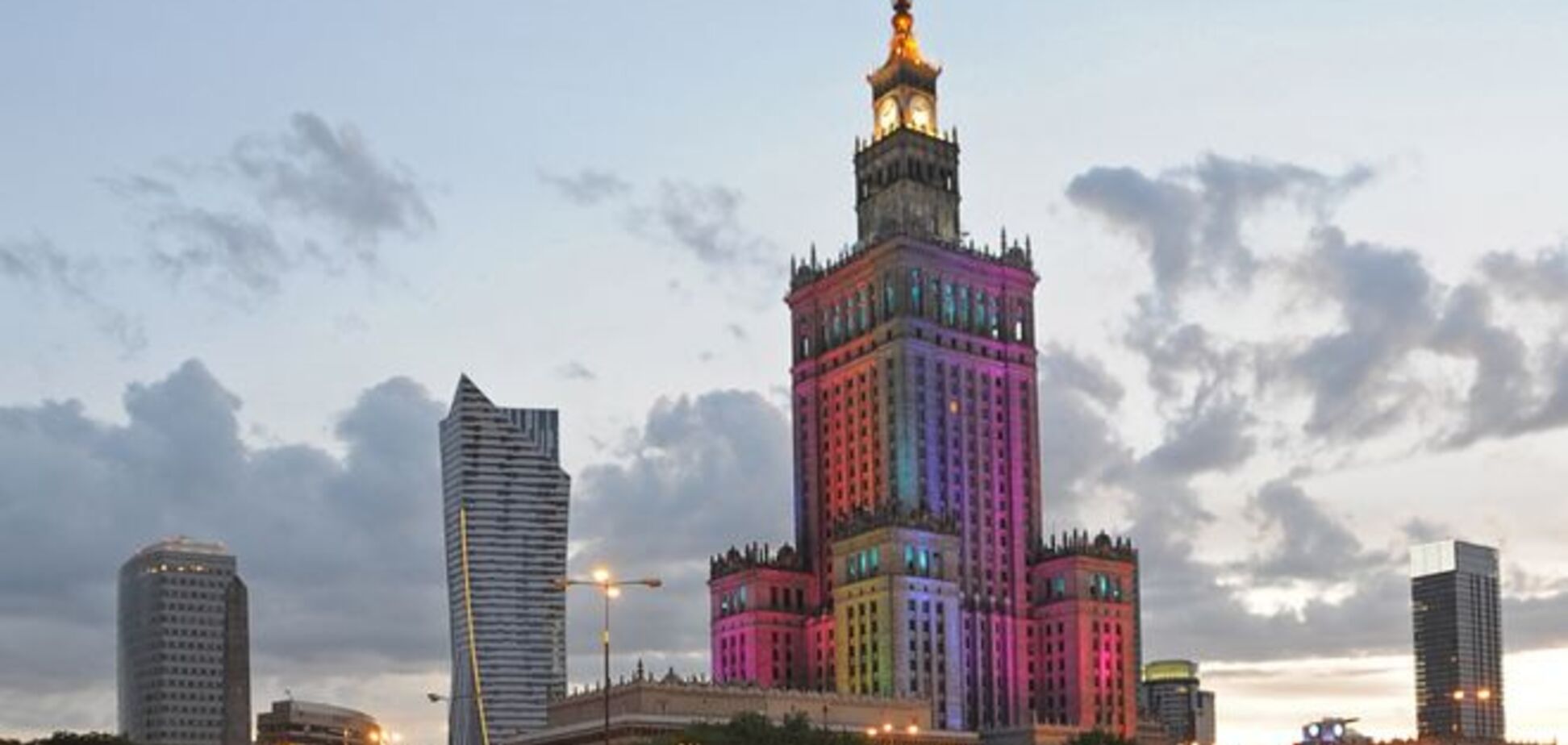 'Подарунок Сталіна': знаменитій висотці Варшави виповнюється 60 років