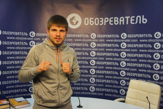 Украинский боксер Хитров объяснил, почему уехал в США