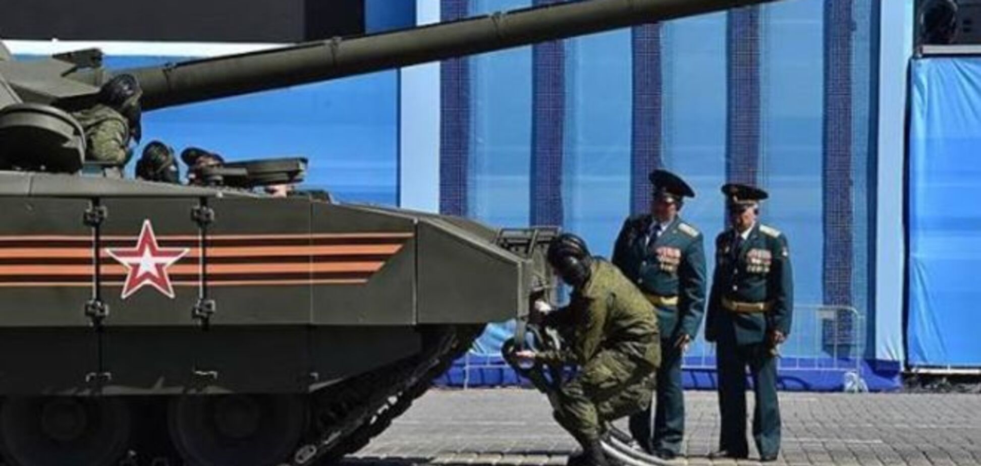 В интернете пародируют фиаско новейшего российского танка: видеофакт