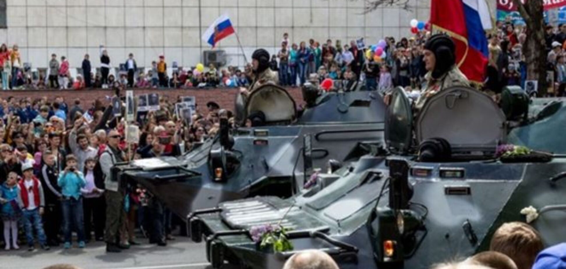 Маты в адрес Бандеры и 'няша' во главе батальона: как прошел парад в Крыму