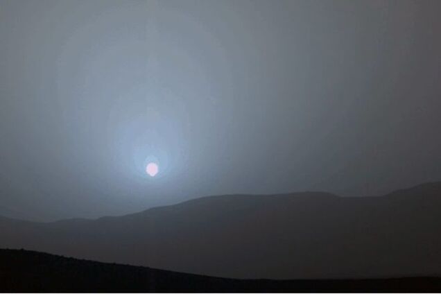 Это фантастика! Curiosity снял видео голубого заката на Марсе