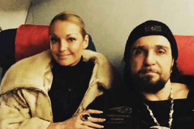 Собчак 'опустила' Волочкову из-за фото с 'Хирургом'