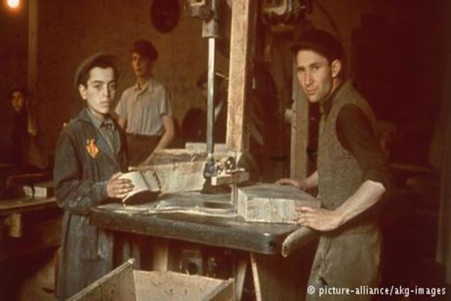 Германия выплатит пенсии бывшим польским узникам гетто