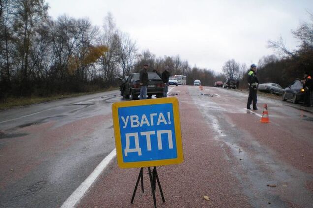 В Констянтиновке бойцы АТО на БМП снова попали в ДТП: есть погибший