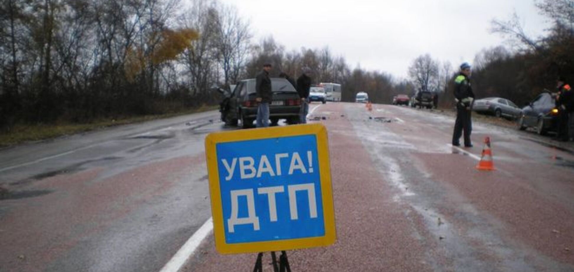 В Констянтиновке бойцы АТО на БМП снова попали в ДТП: есть погибший