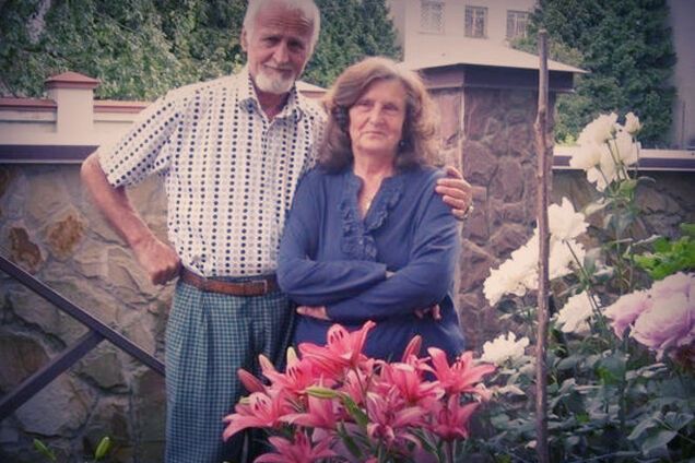 Мама Кузьмы назвала исполнителя, который лучше всех перепел песню ее сына