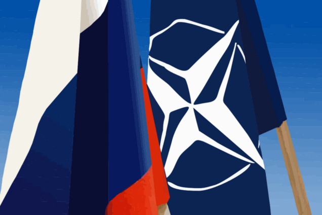 Россия и НАТО нагнетают страх войны - Financial Times