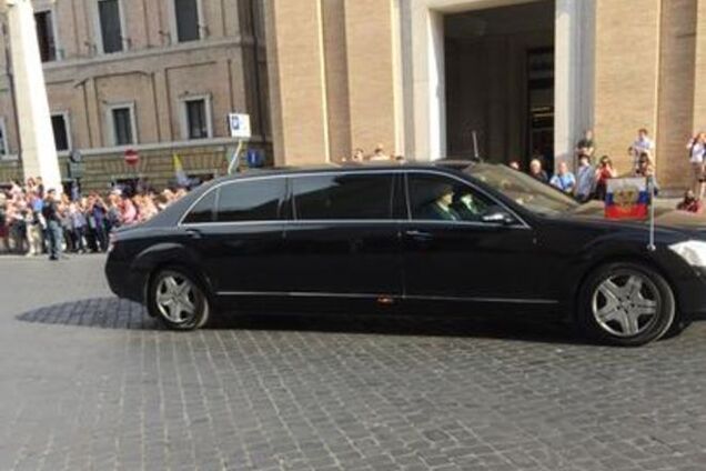 Бог ему не указ! Путин заставил Папу Римского ждать его целый час