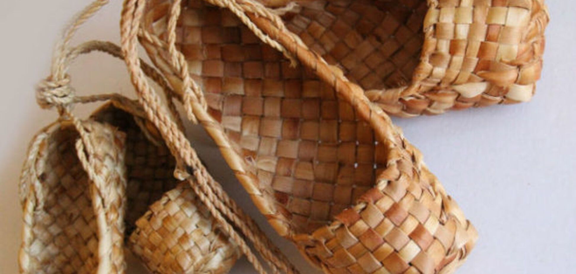 Санкции действуют? В России готовы к промышленному производству лаптей