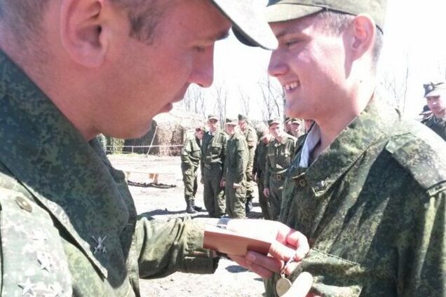 Медаль за Донбасс: российских военных наградили за Дебальцево. Фотофакт