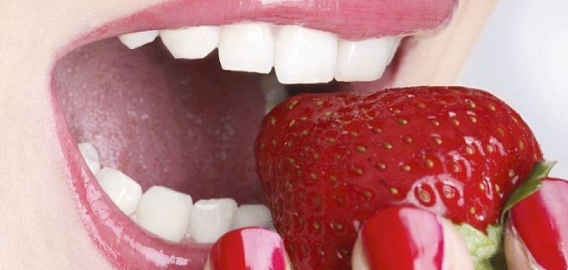 Британские дантисты рассказали, чем можно отбеливать зубы 